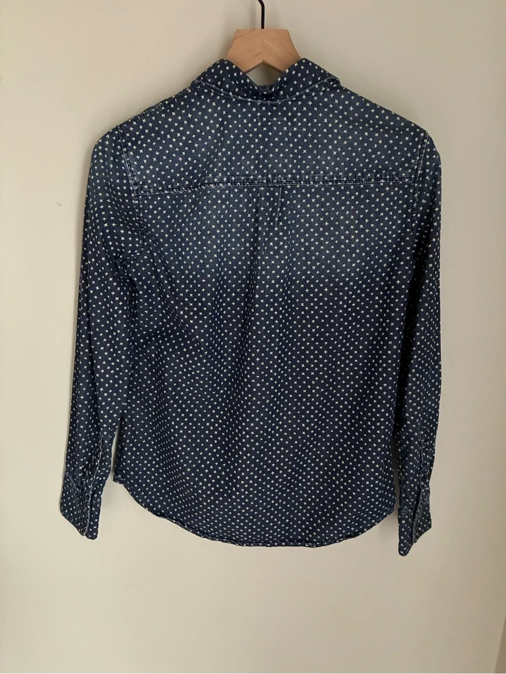 J. Crew Denim Blue and White Star‎ Button Down Top Shirt Size 2
